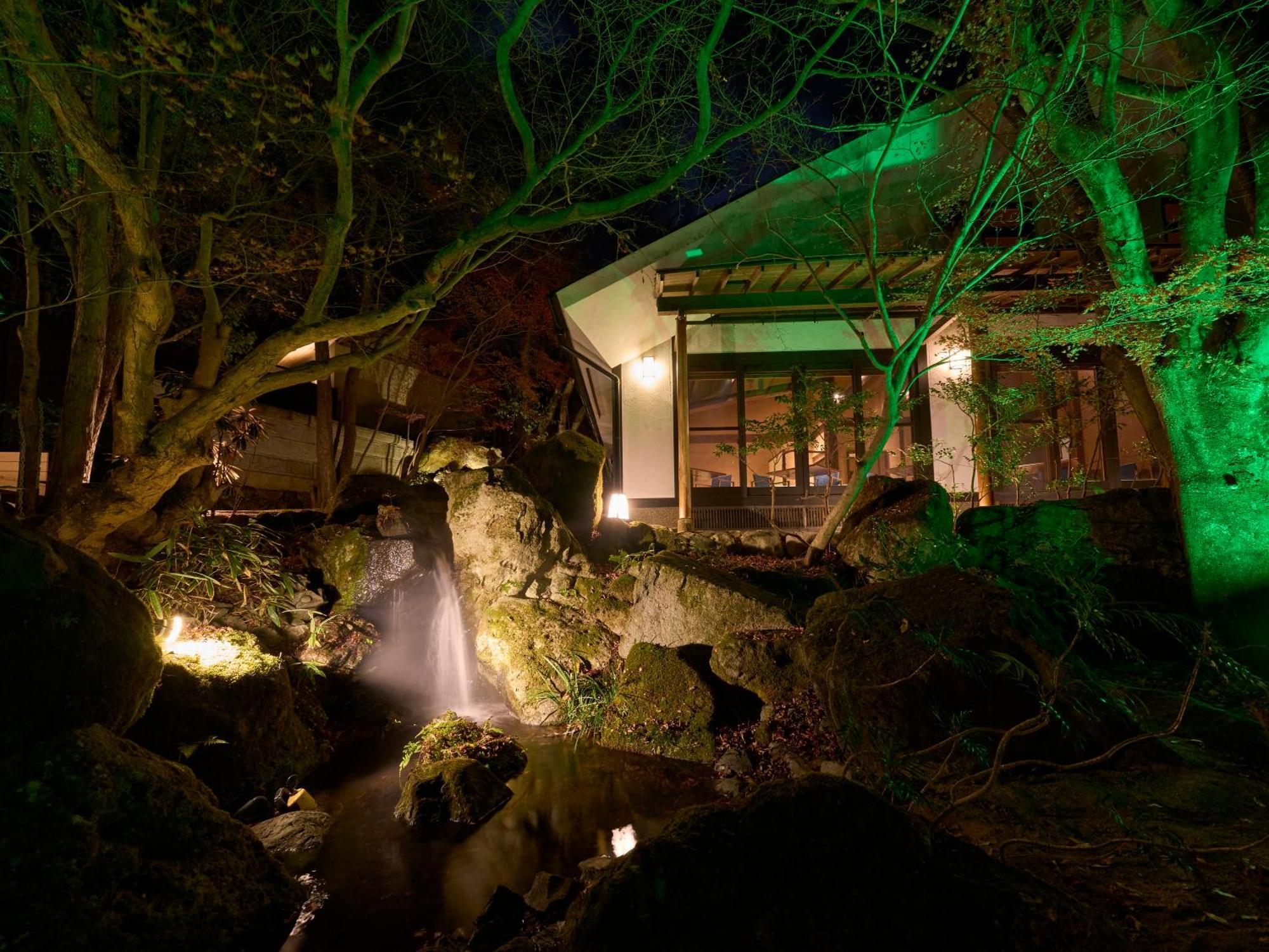 Hotel Yufuin Rakuyu Esterno foto
